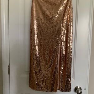ROSE GOLD SEQUIN MIDI- SKIRT WITH SLIT